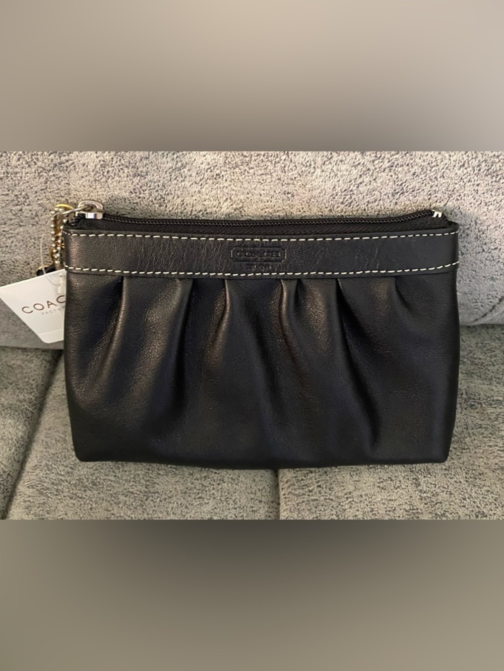 Coach Black Leather Wristlet NWT 🖤